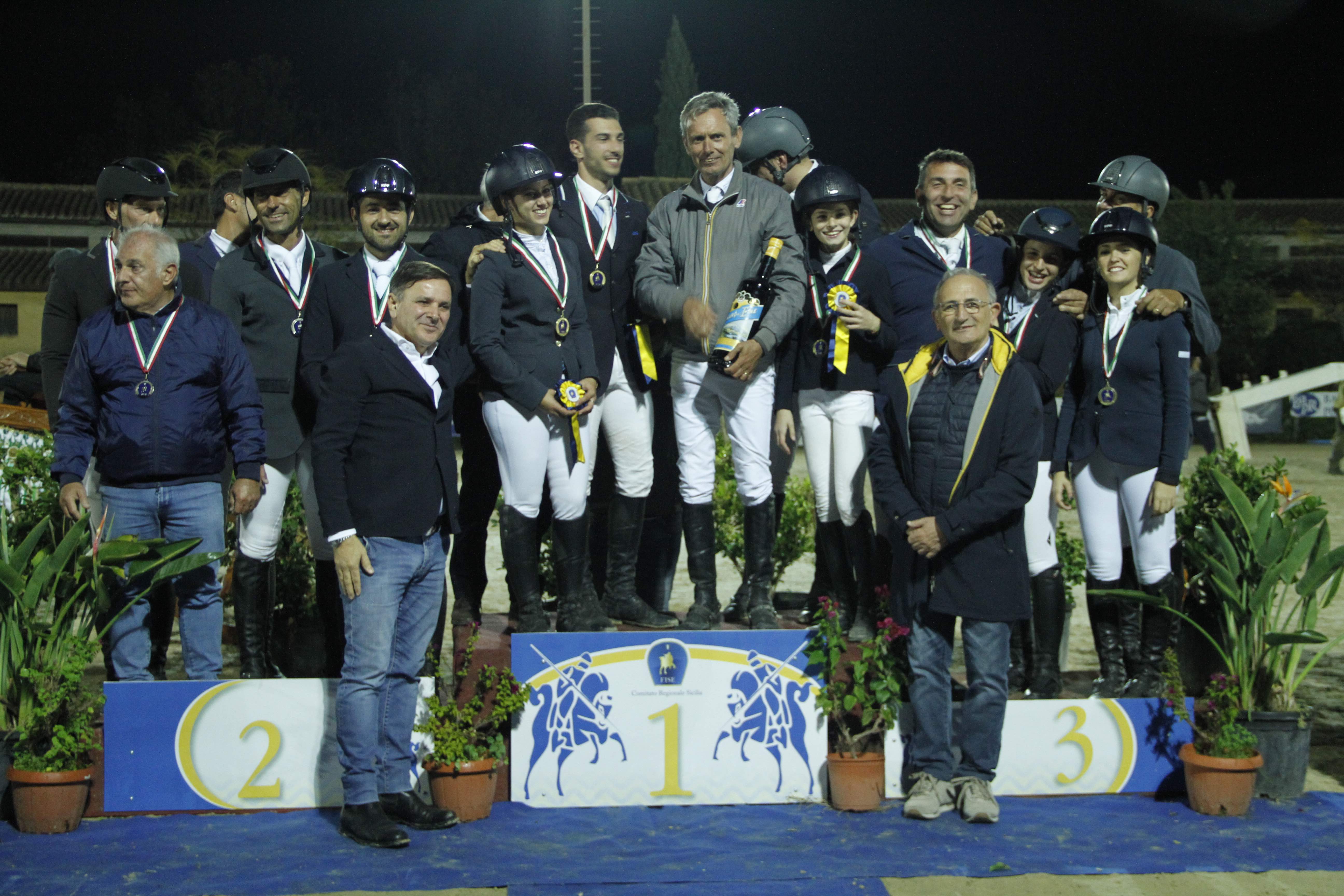 il podio del Campionato regionale a squadre assoluto 2019 ©Mag Photo