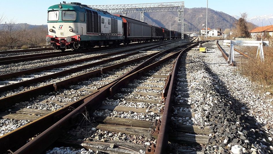 Treni investono 2 cavalli, sanzionato il custode degli animali