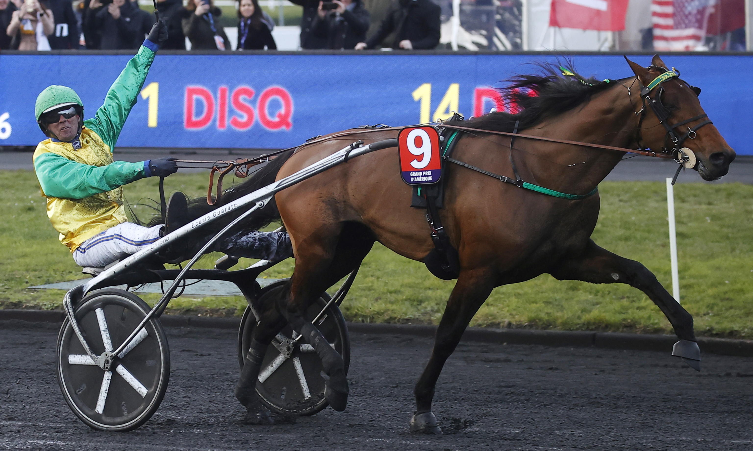 L’Amerique è di Face Time Bourbon, e parla anche un po’ napoletano