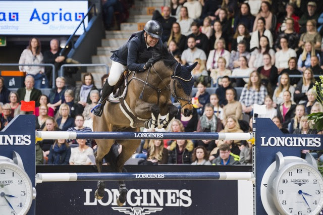 Norway’s Geir Gulliksen posted the first World Cup victory of his long and successful career in the thrilling 14th and last qualifier of the Longines FEI Jumping World Cup™ 2019/2020 Western European League (WEL) in Gothenburg, Sweden today riding the brave little VDL Groep Quatro. (FEI/Satu Pirinen)