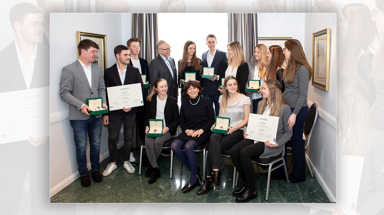 Young Riders Academy graduates 2019 team ©YRA Fabio Petroni