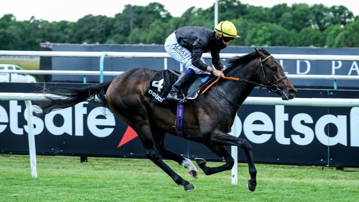 Frankie Dettori e English King favoriti nel Derby di Epsom
