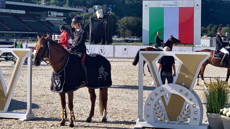 Praga: Filippo Bologni parte fortissimo!