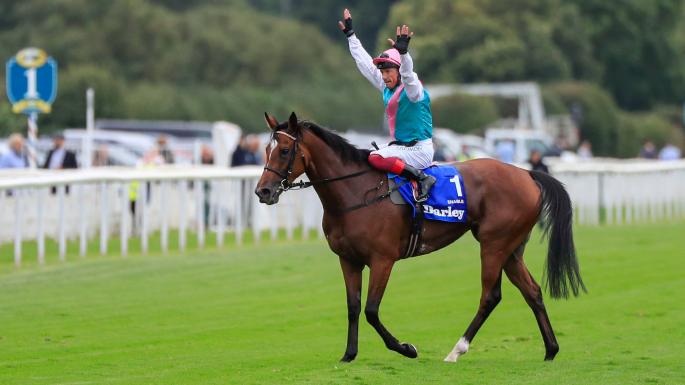 Enable e Dettori già in clima Arc de Triomphe