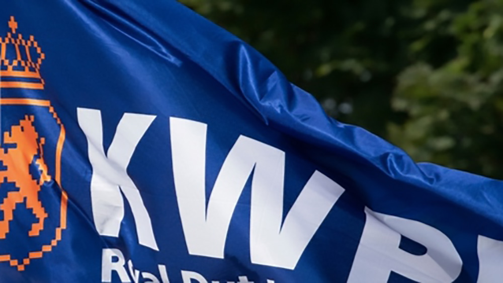 Si fermano i rettangoli Orange