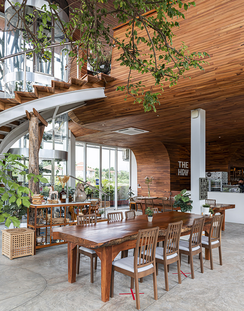 TheHayEquestrianCenter Eatery05