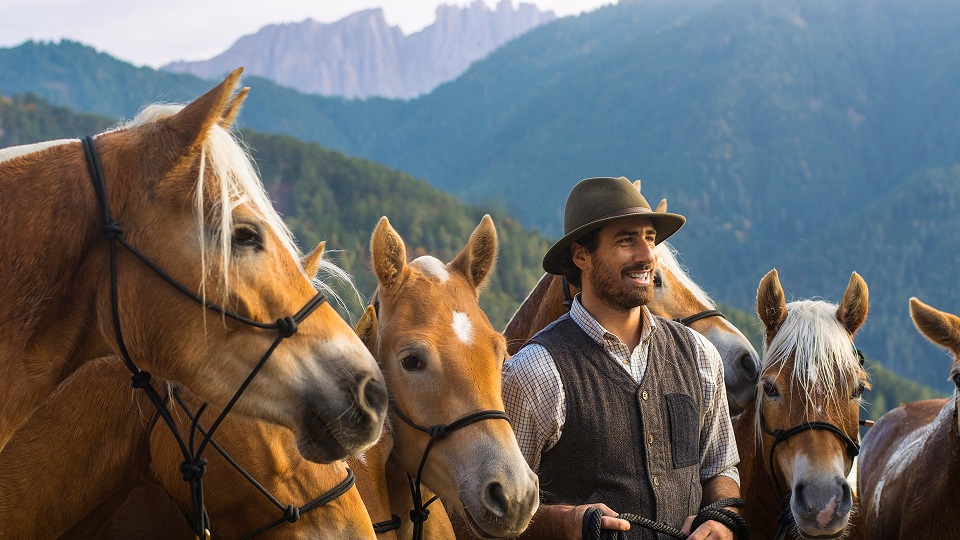 A cavallo in Dolomiti, con delicatezza