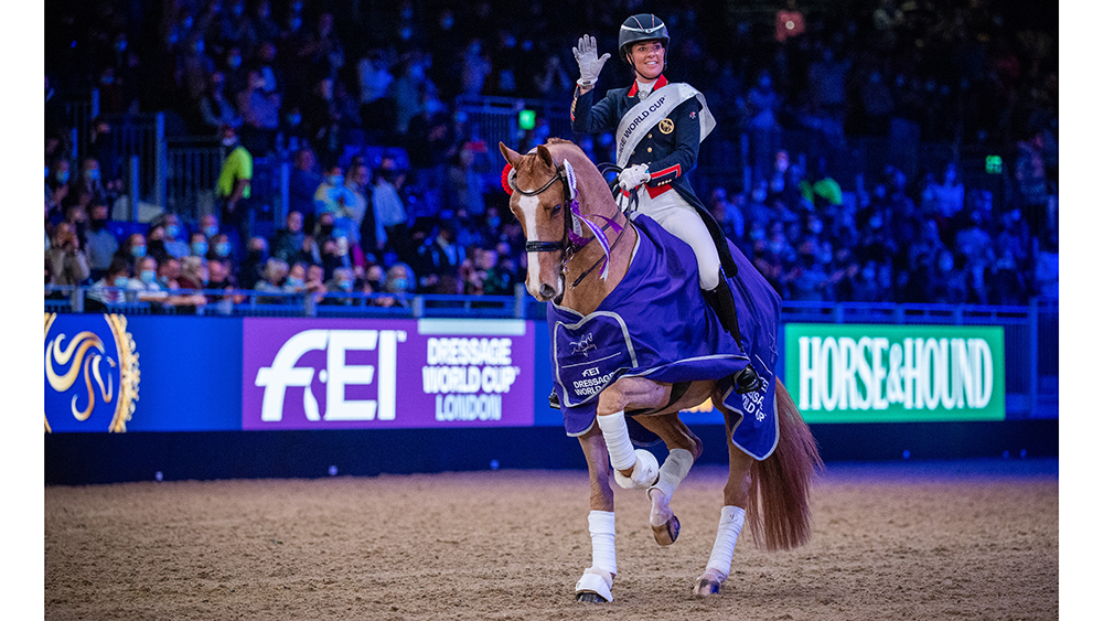 Dujardin, regina in rettangolo. Gio, idolo delle folle