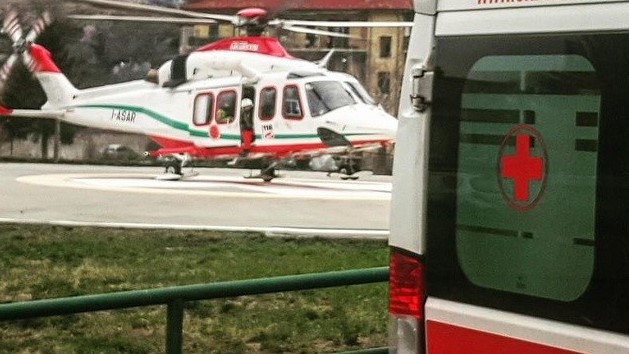 Milano: grave incidente ‘di scuderia’ in maneggio, 17enne colpita al volto