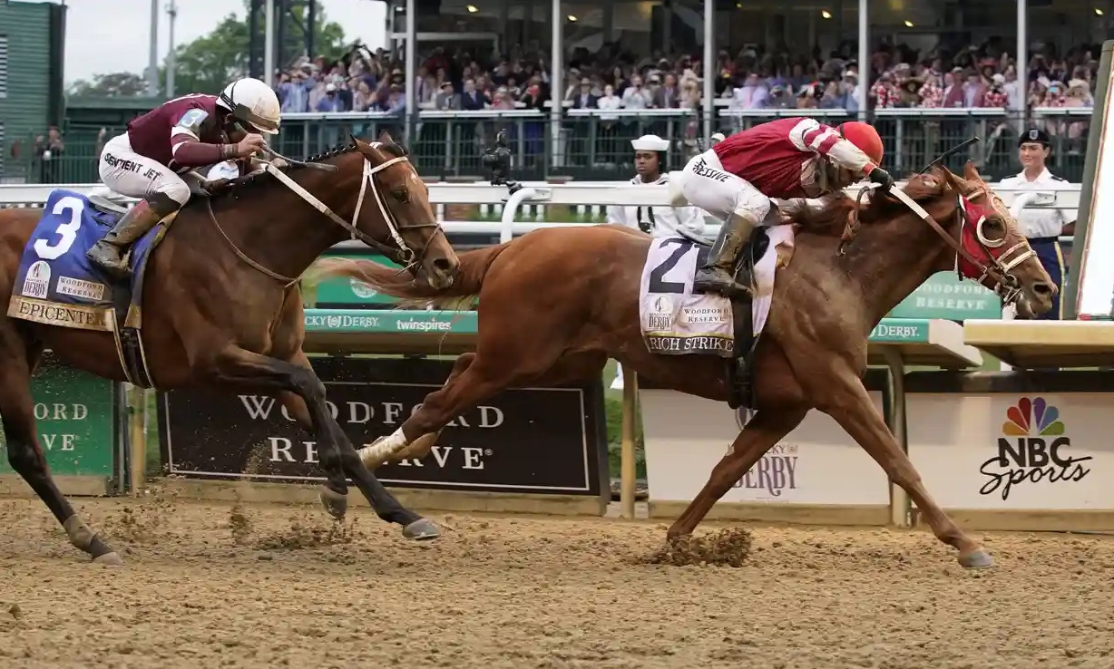 Clamorosa affermazione di Rich Strike nel Kentucky Derby