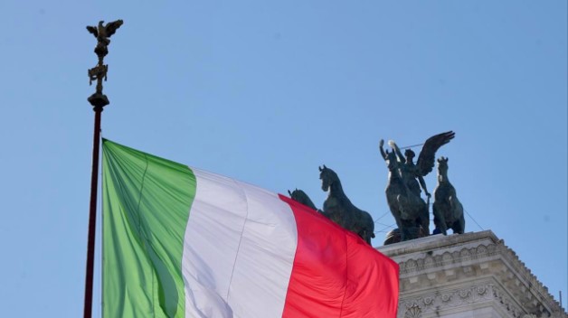 2 giugno:  ai Fori Imperiali  sfilano anche 170 cavalli