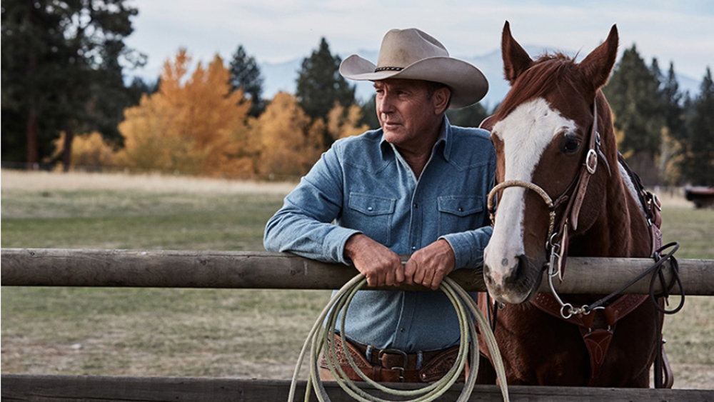 Yellowstone: la serie cult con tanti cavalli