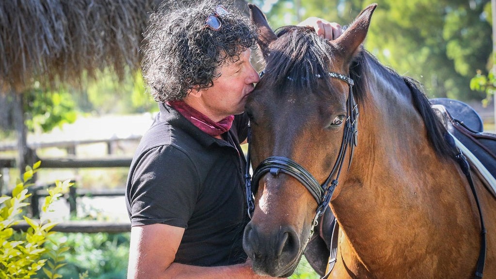 Benessere del cavallo for dummies nr.5: la testiera,  non facciamogli stringere i denti!