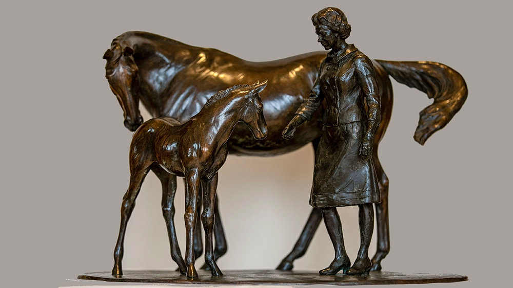 Prezzo record per la maquette benefica di Elisabetta II