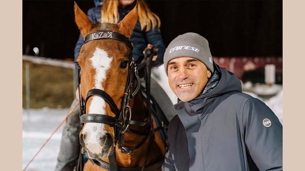A Cortina Ghedina applaude al polo e raccomanda: «Fate sport»