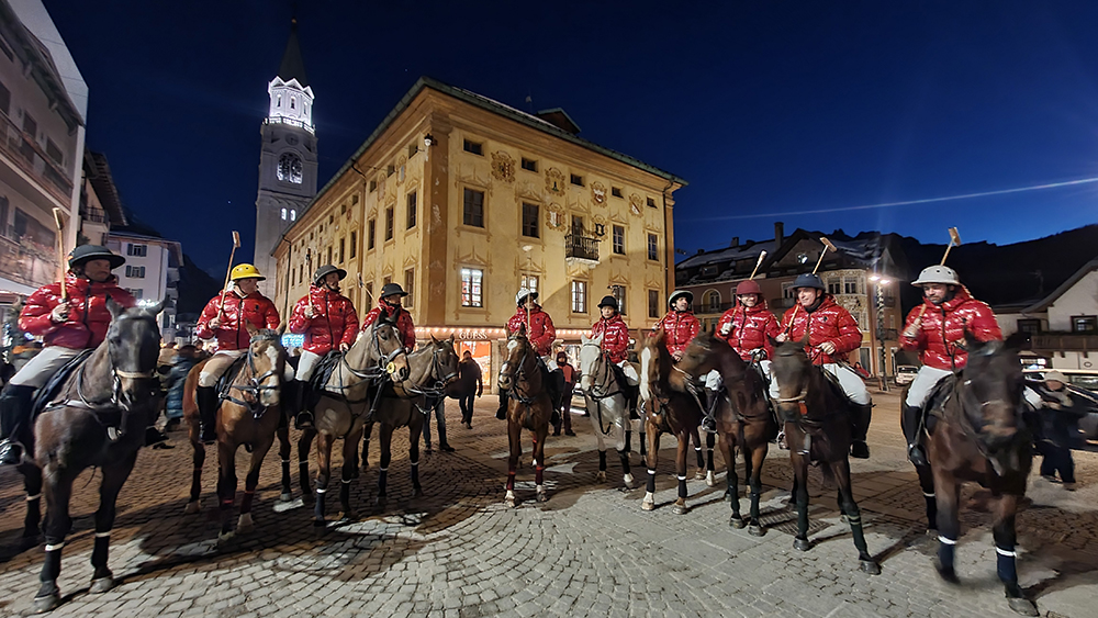 Italia Polo Challenge: a Cortina la sfilata è show