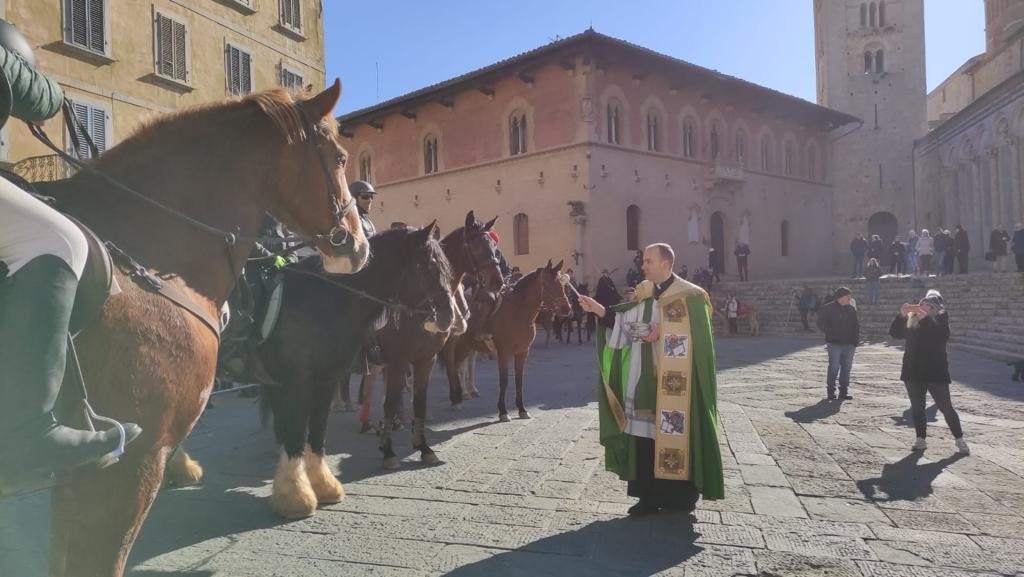 Sant’Antonio Abate: la Società Toscana Caccia alla Volpe fa il bis