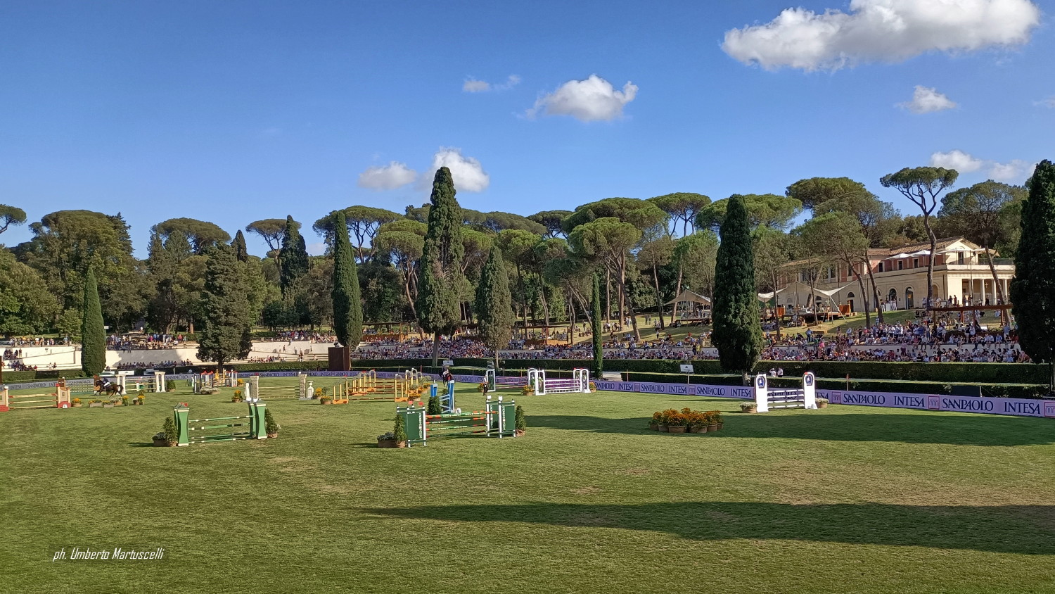 Piazza di Siena: parla lo sport