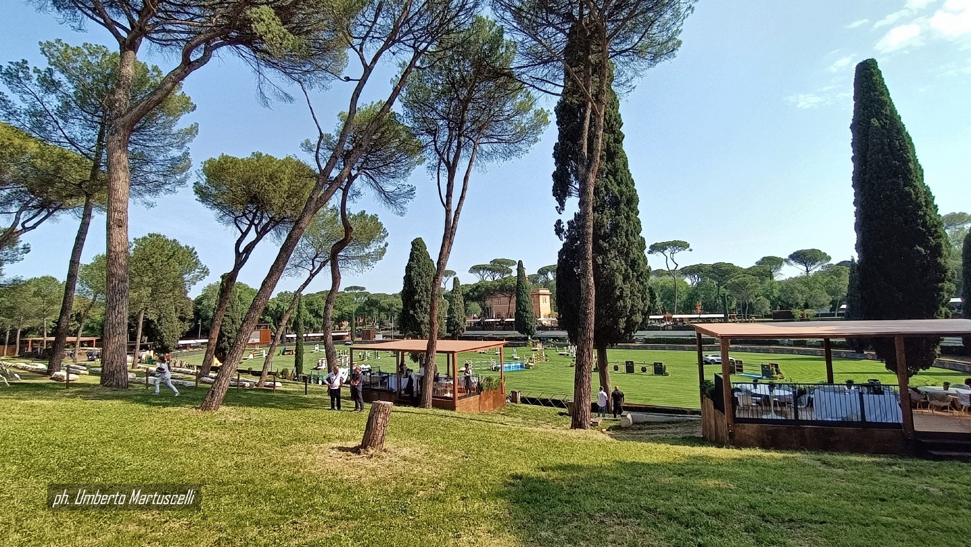 Piazza di Siena: nell’Italia di Coppa fuori Chalou e Bucci