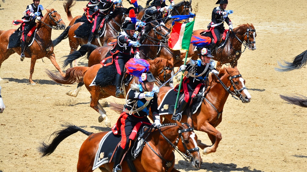 Il magnifico Carosello e la Carica dell’Arma: il 10 maggio a Villa Caffo Navarrini
