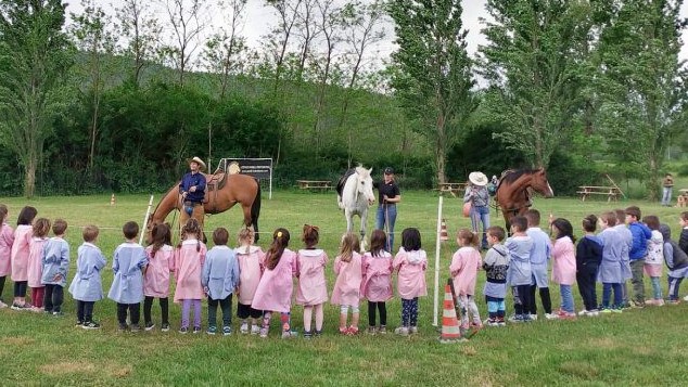 Firenzuola: ‘A cavallo delle diversità’, il progetto che porta  l’equitazione a scuola