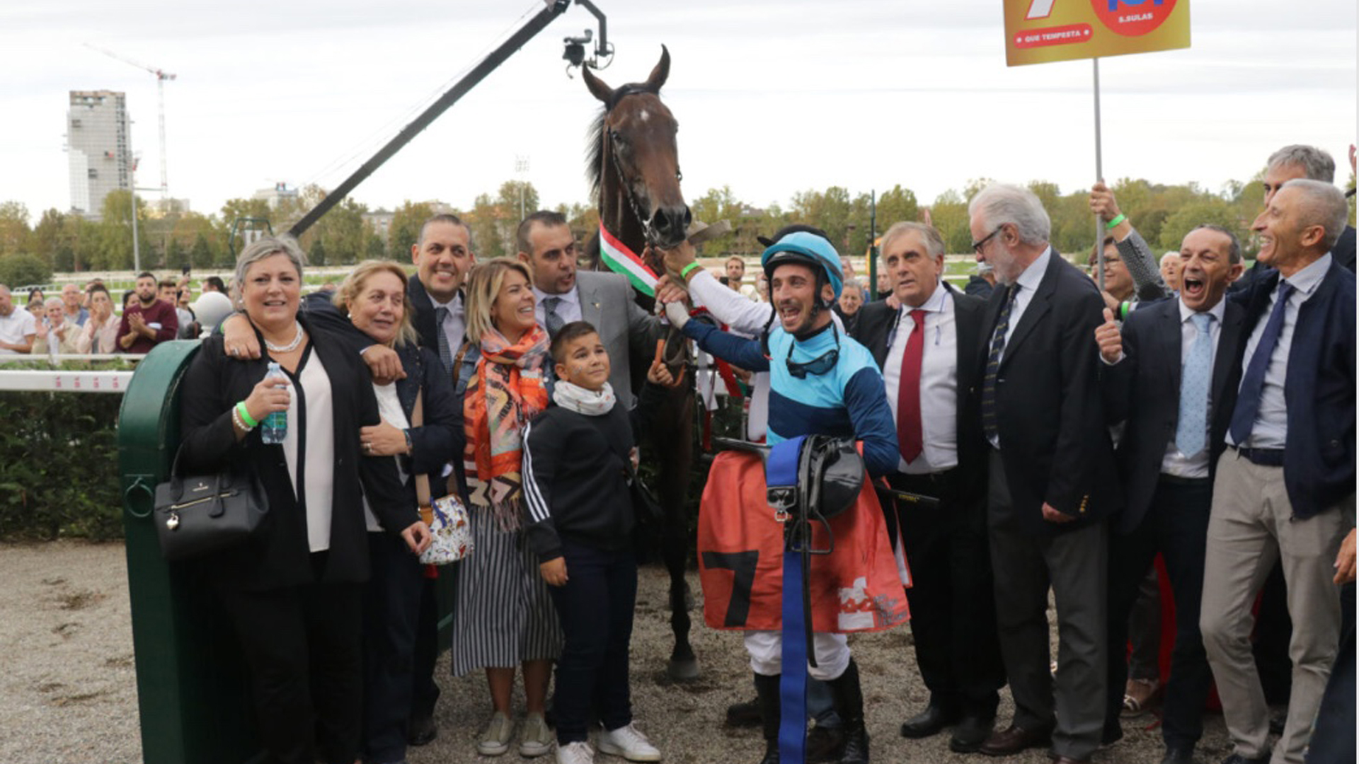 Que Tempesta imperversa nel Jockey Club