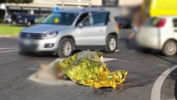 Siracusa: investe e uccide un uomo e il suo cavallo, si costituisce