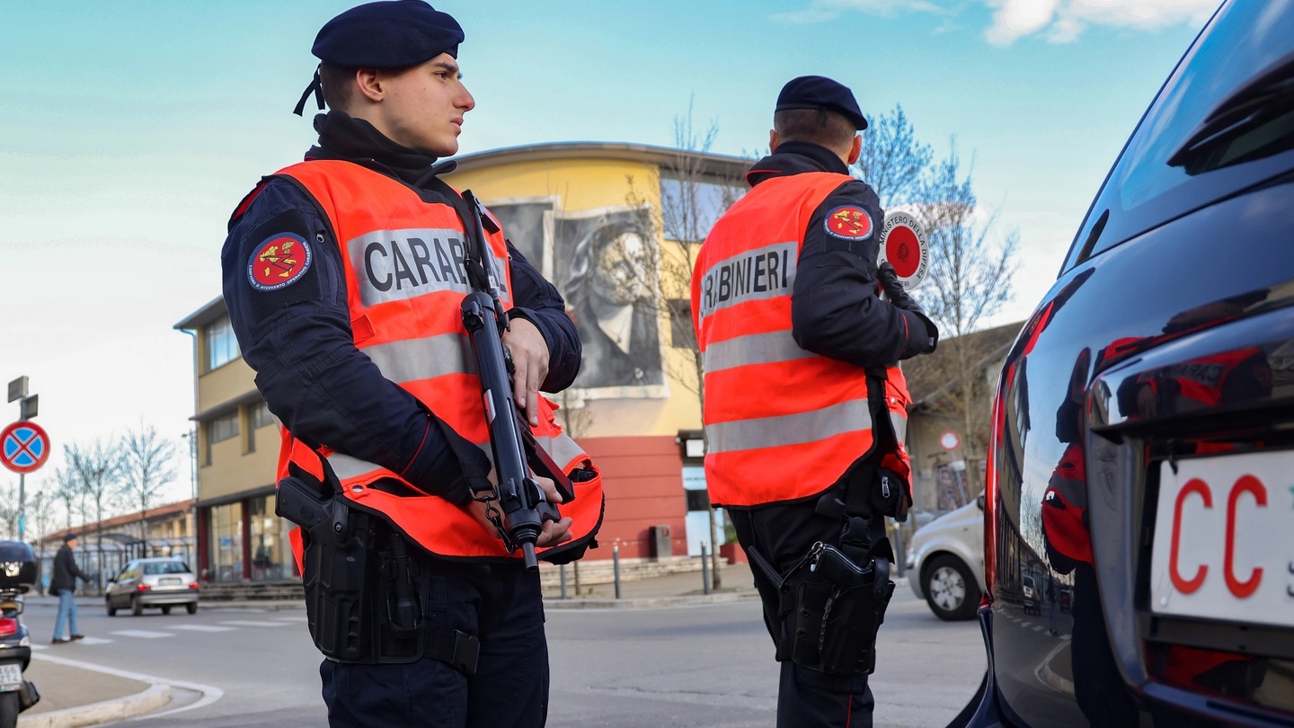 Firenze: condannato il 61enne che compì abusi su allieve minorenni in maneggio