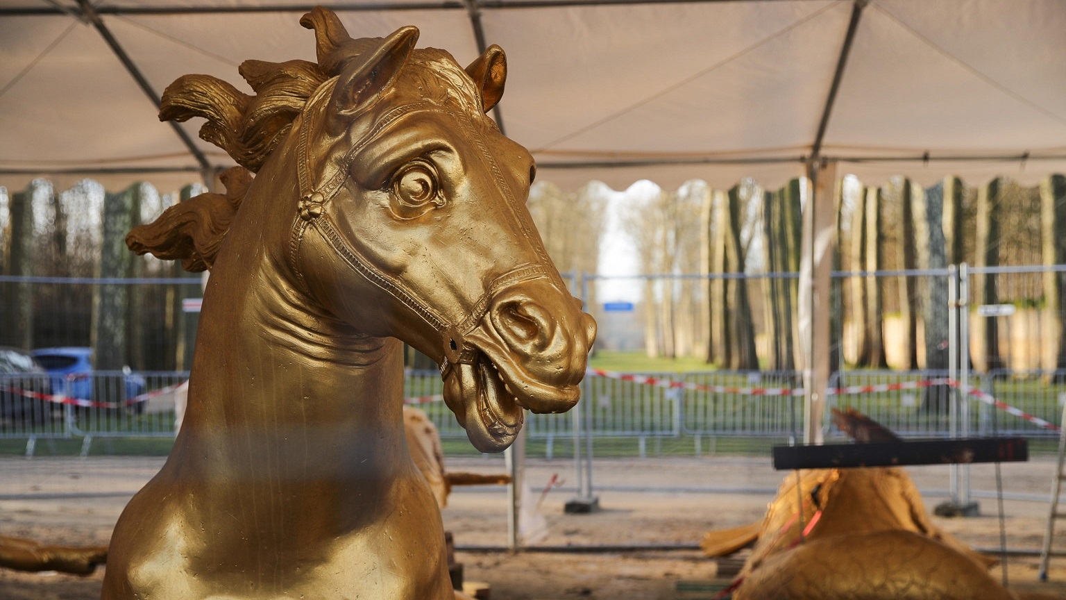 A Versailles tornano i cavalli di Apollo, in attesa di quelli delle Olimpiadi