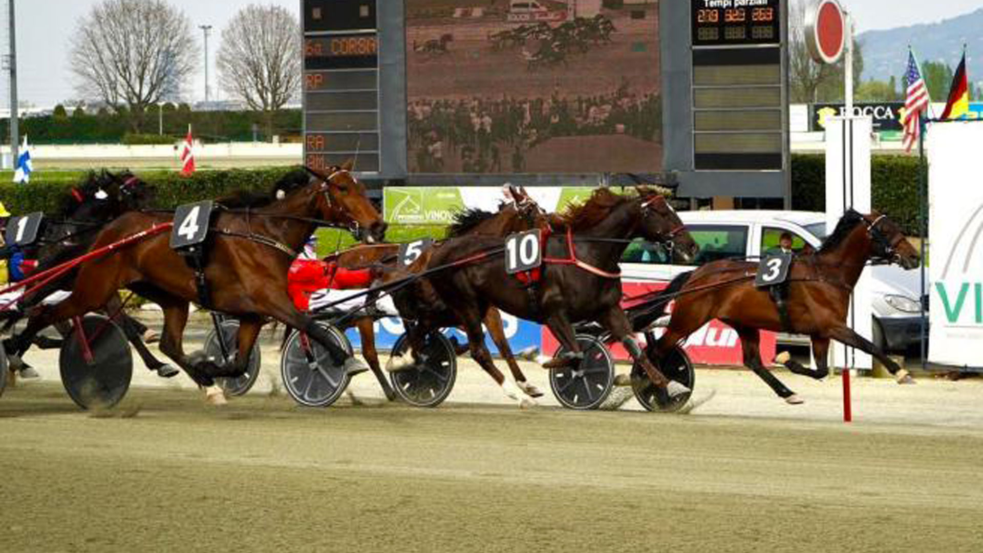 Nel Costa Azzurra Banderas Bi a sorpresa