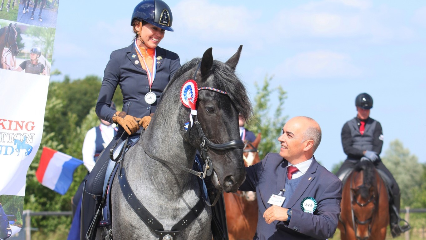 Super-Carletto si fa onore: un Murgese vince il bronzo nel campionato olandese
