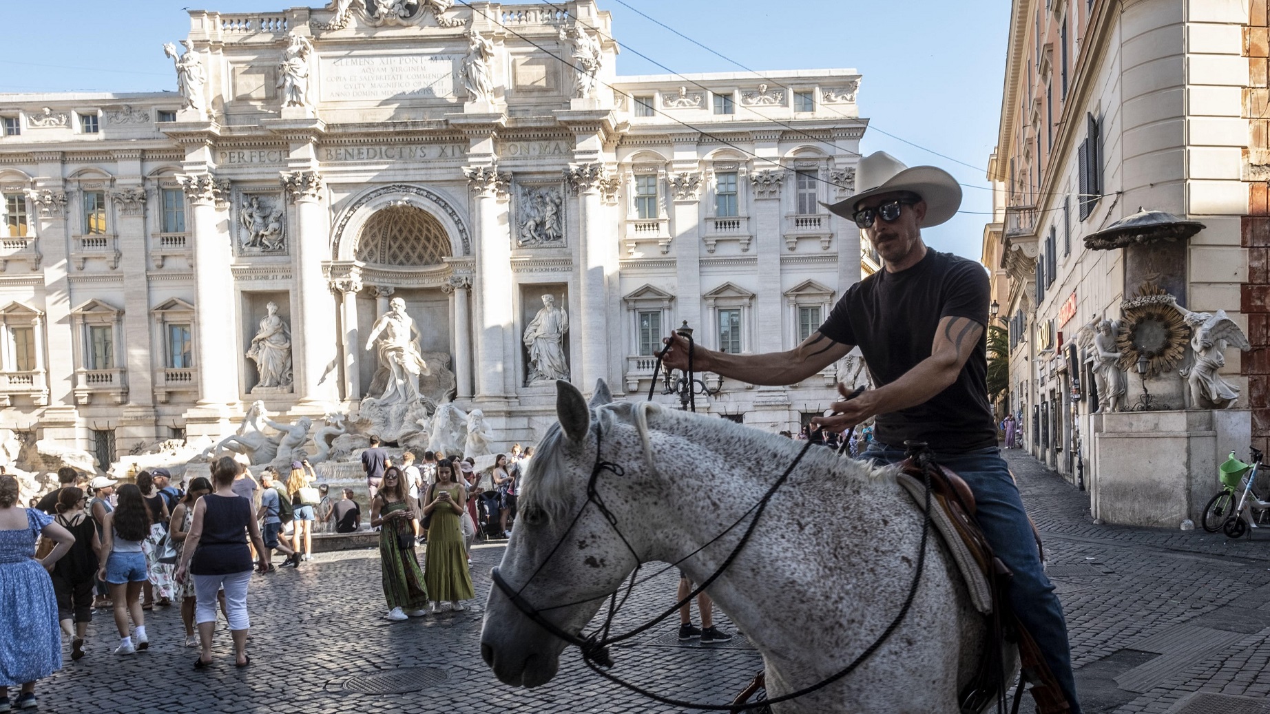 Jessy, un americano a Roma: a cavallo