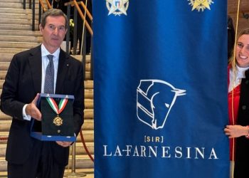 Il collare d’oro alla Farnesina