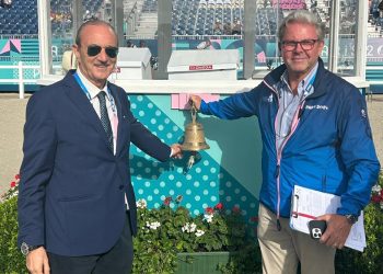 Stella di Bronzo del Coni a Enzo Truppa