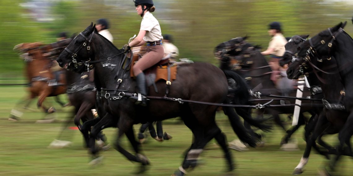 GB, 80° anniversario del V-Day: i preparativi della Royal Horse Artillery