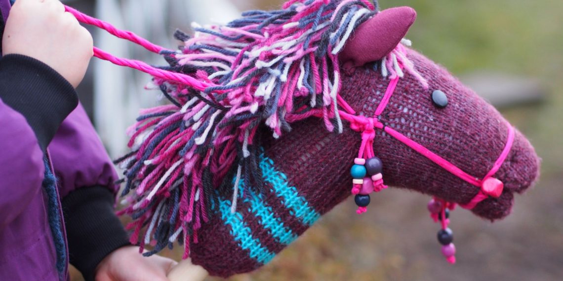 Hobby Horsing: lo sport dei cavalli di stoffa
