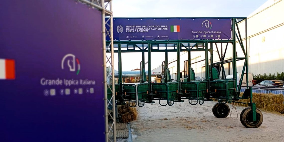 Verona, 127° Fieracavalli alle gabbie di partenza