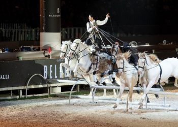 Diego Giona incanta il Gala d’Oro: la magia della posta ungherese