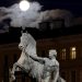 I cavalli (domati) di Pyotr Klodt a San Pietroburgo