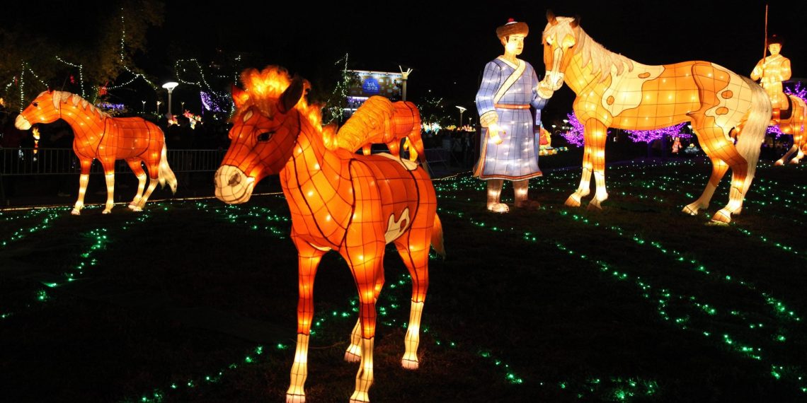 Festa di Primavera, lanterne e… cavalli ovunque: come la Cina celebrerà l’Anno del Cavallo