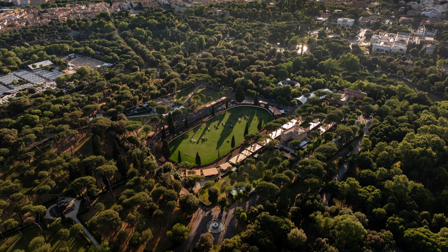 PIAZZA DI SIENA DRONE 3.jpg