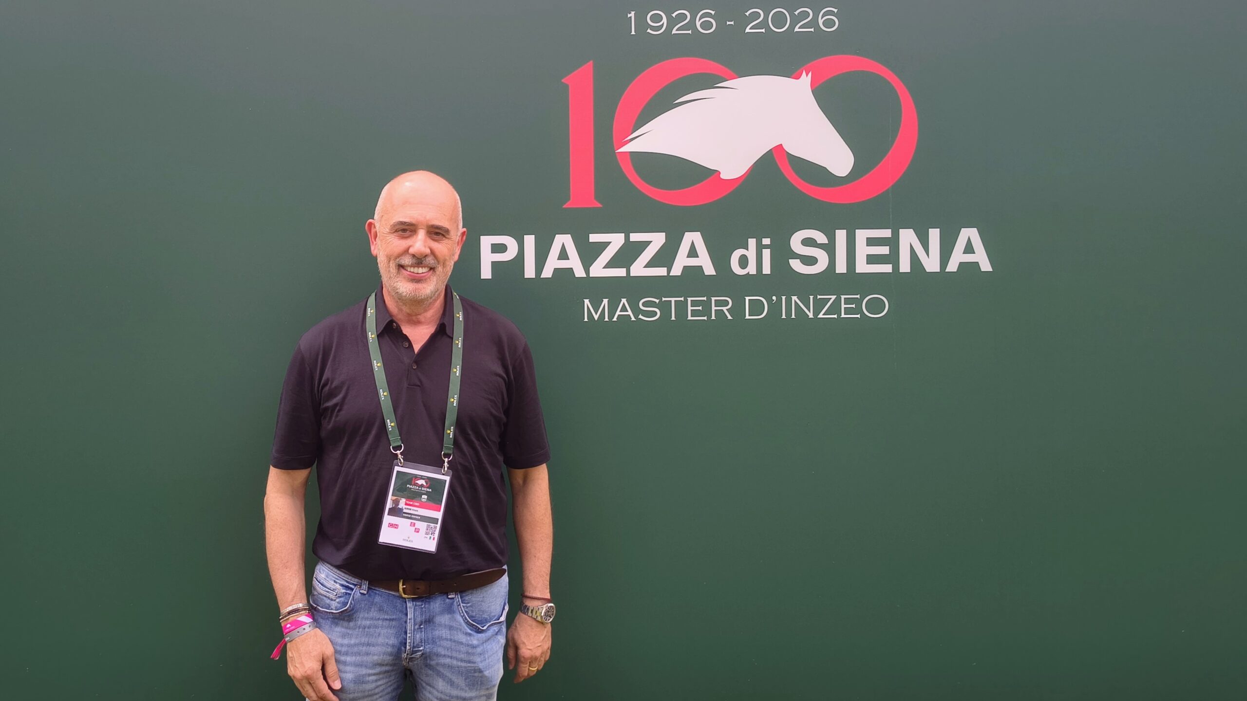 Vittorio Garrone Piazza di Siena scaled