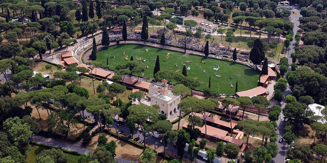 Da Villa Borghese al mondo, dal mondo a Villa Borghese:così Piazza di Siena è diventato evento globale