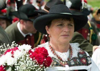 Moena: anche i suoi amati cavalli per l’ultimo saluto a Gianna Sommavilla